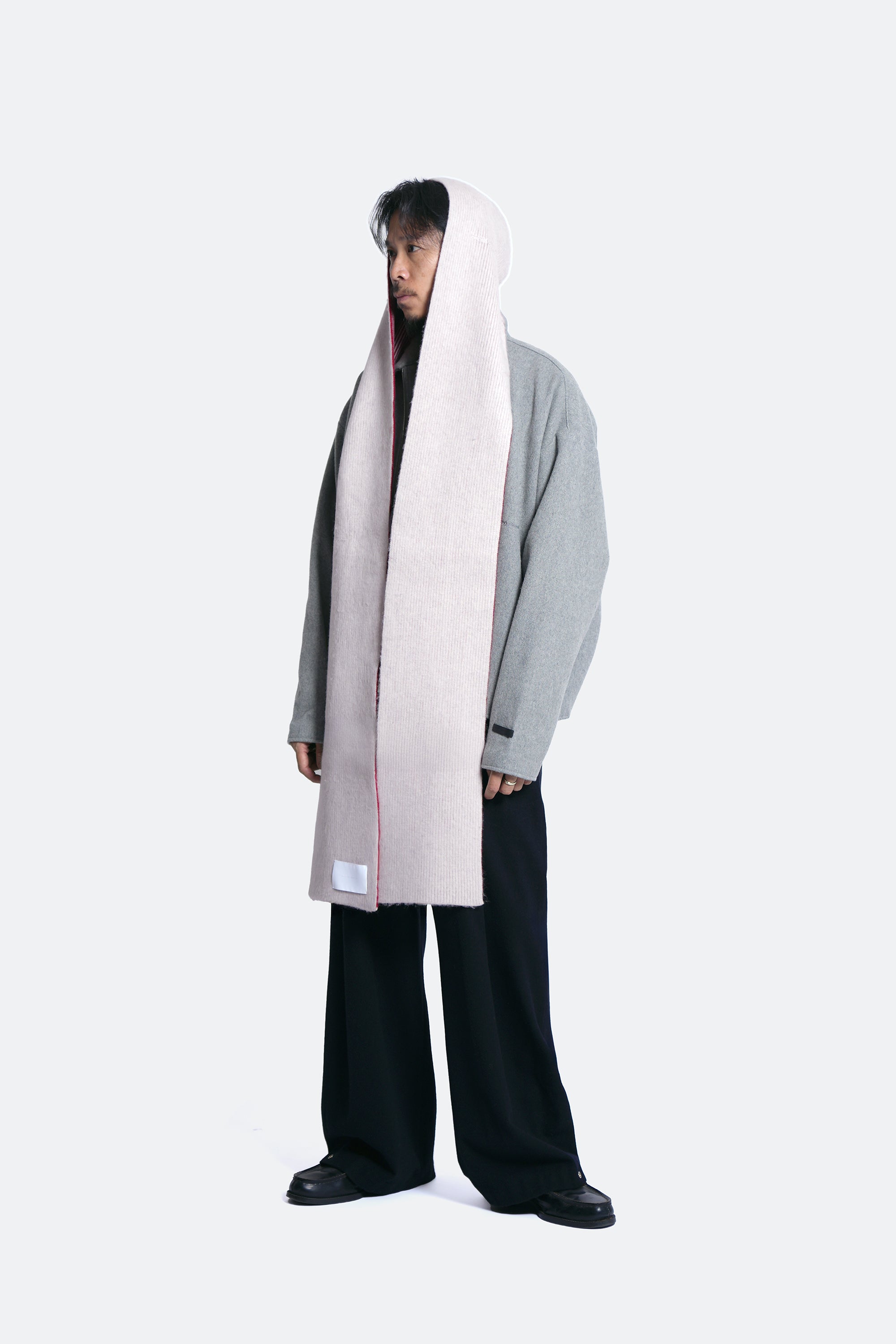 wool bonnet scarf - silvery white & cranberry red