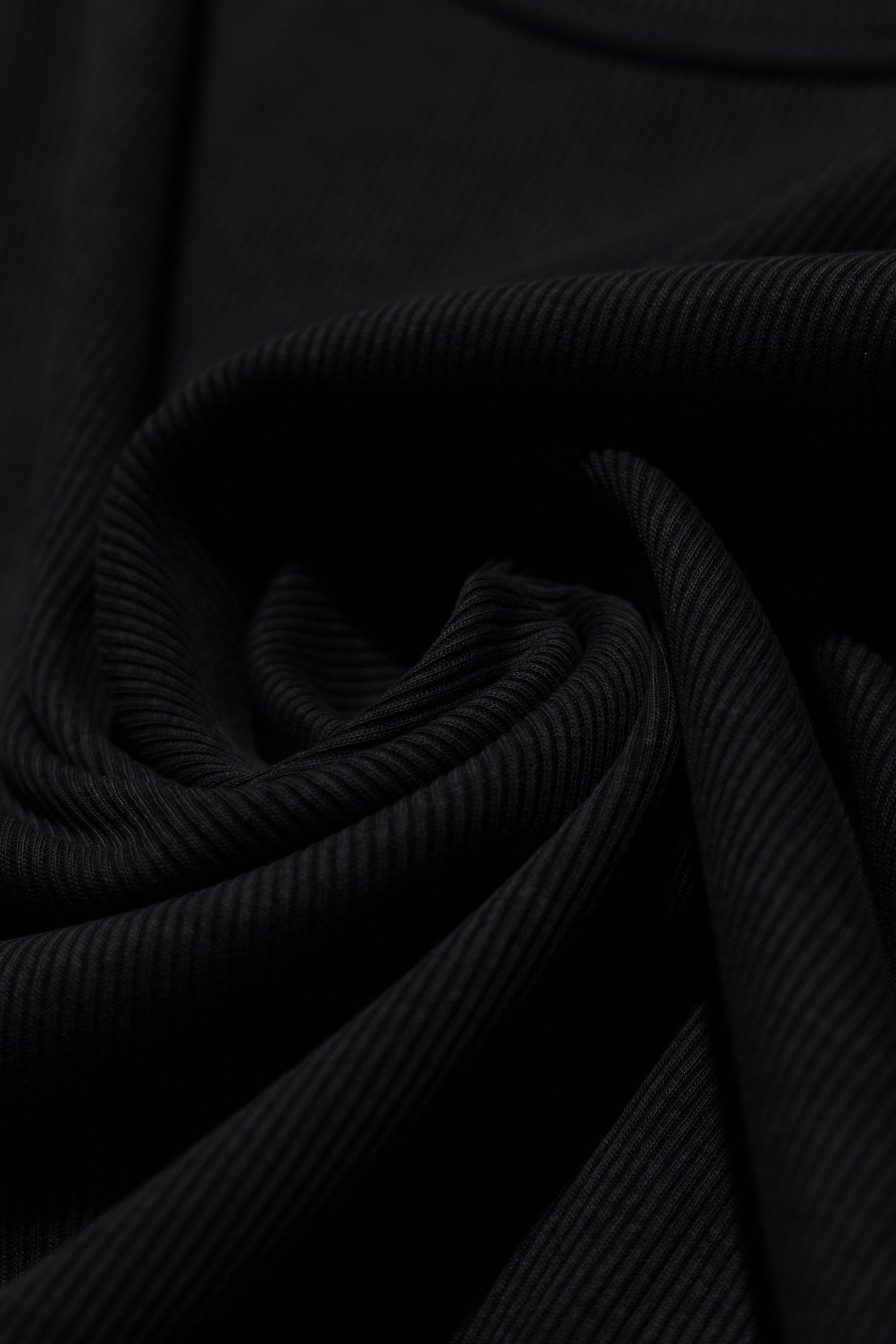 (empty) manual co. 35°C tank top/ black - GROGROCERY