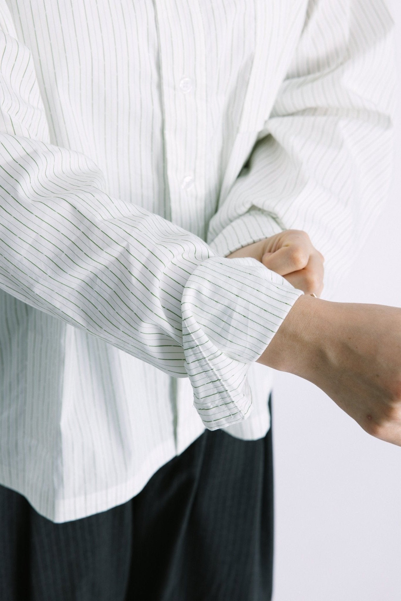 (empty) manual co. all day shirt/ ivory & green stripe - GROGROCERY