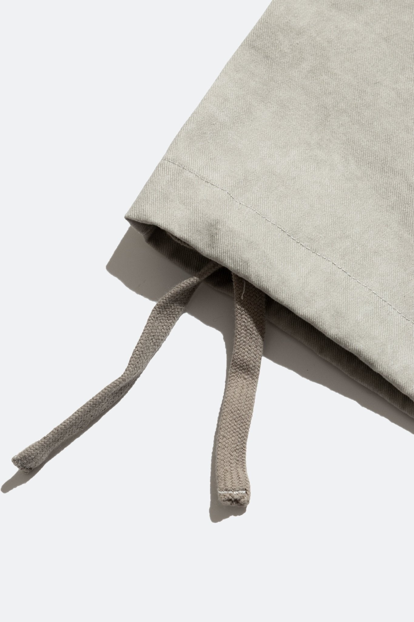 (empty) manual co. easy cargo pants/ dirty khaki - GROGROCERY