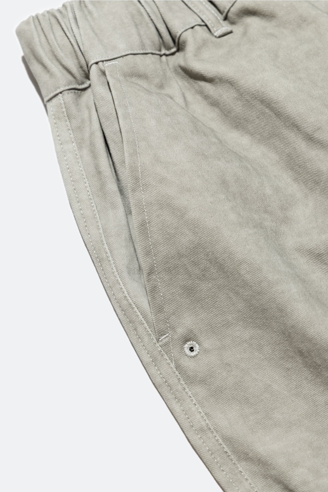 (empty) manual co. easy cargo pants/ dirty khaki - GROGROCERY
