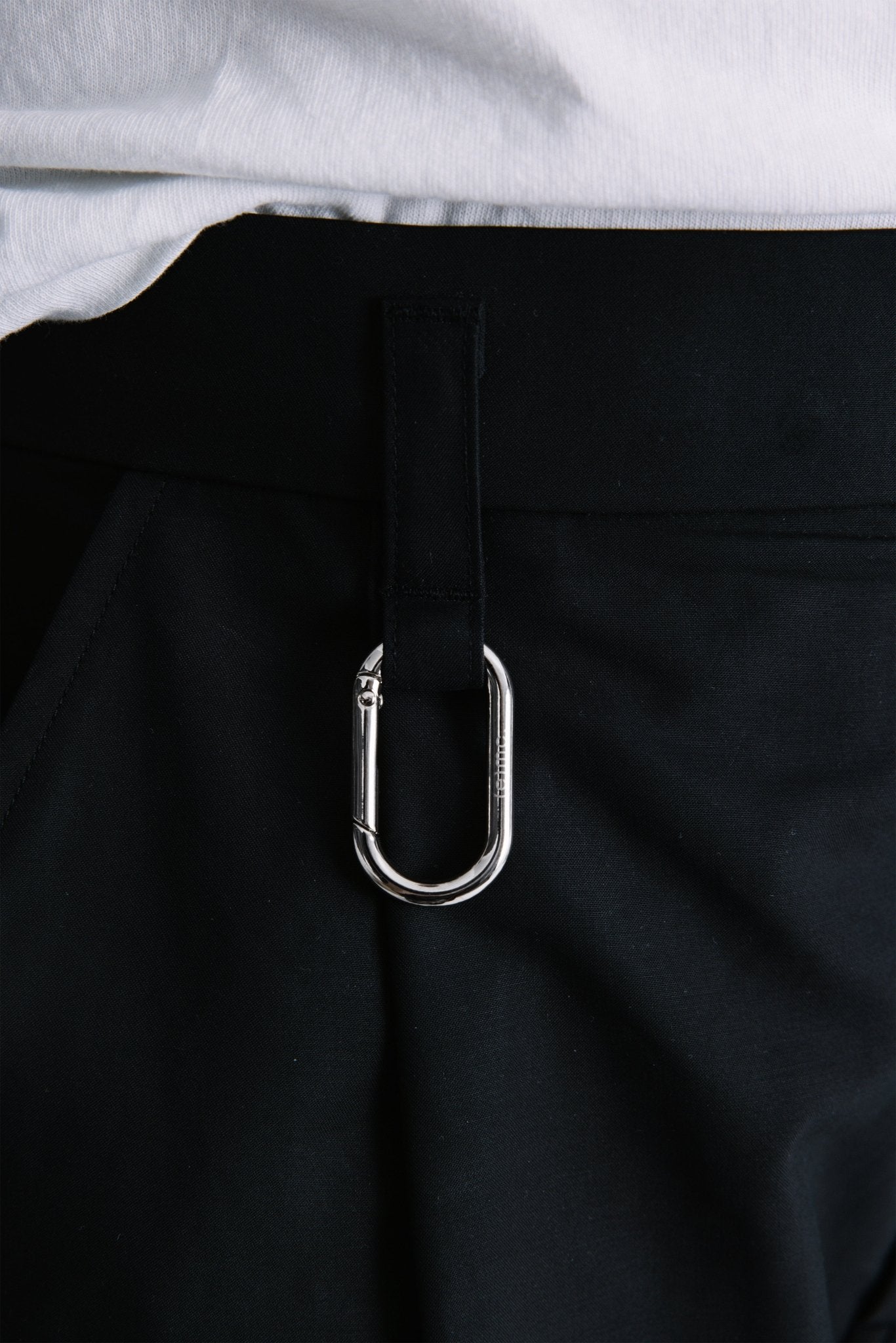 (empty) manual co. pleated bermuda shorts/ black - GROGROCERY