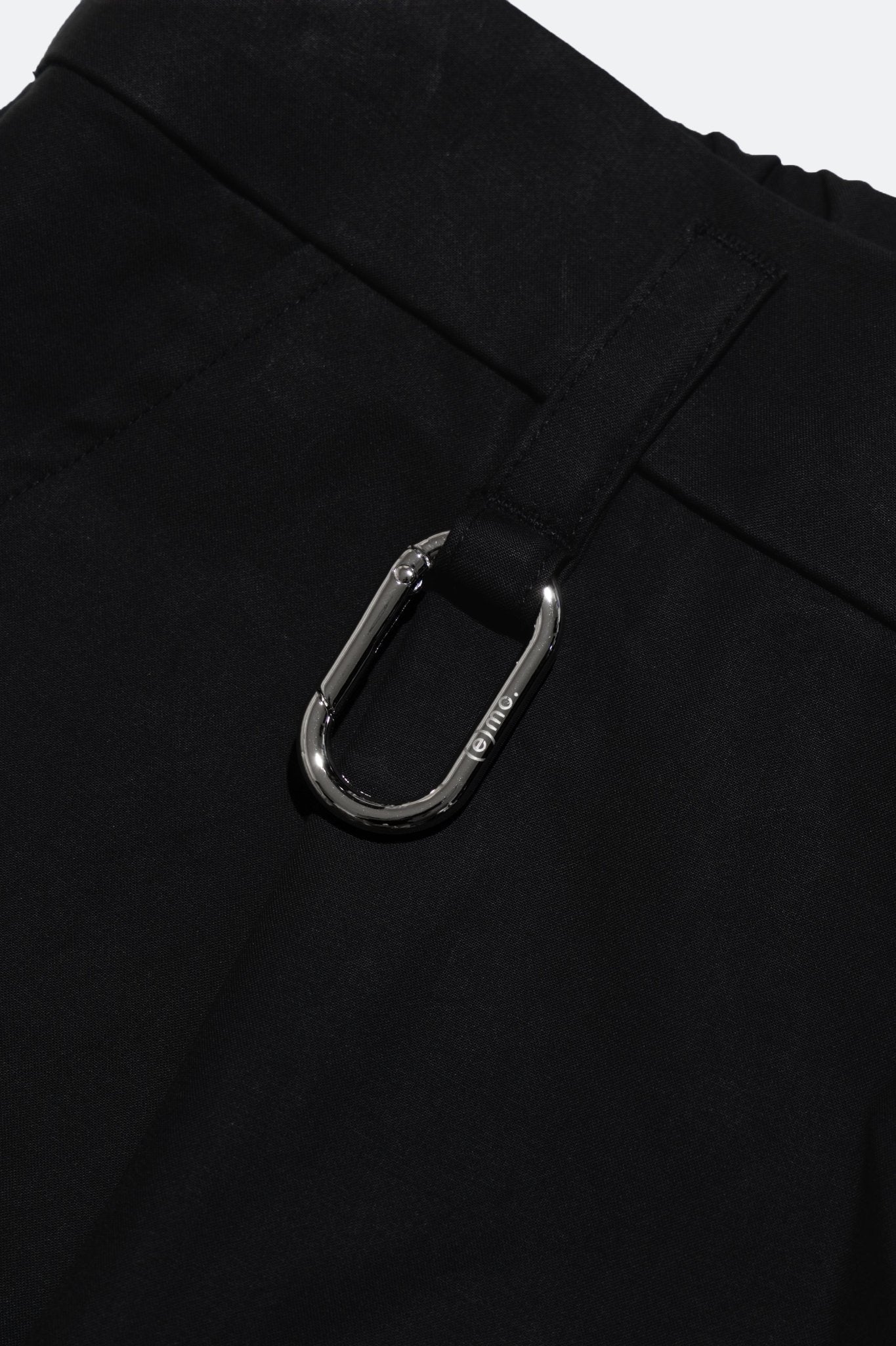 (empty) manual co. pleated bermuda shorts/ black - GROGROCERY