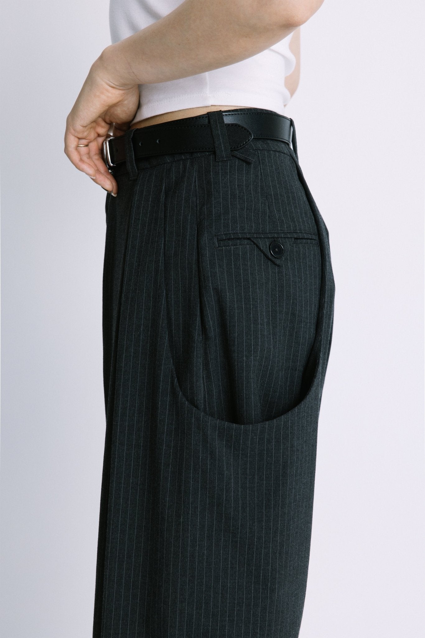 (empty) manual co. UU wide tailored pants/ charcoal stripe - GROGROCERY